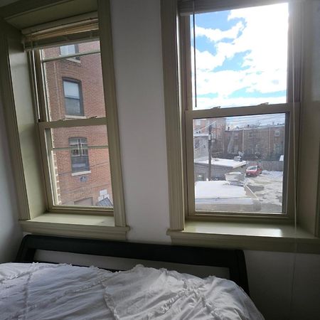Dc Playhouse Bed And Breakfast Hotel Washington Exteriör bild